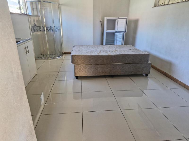 5 Bedroom Property for Sale in Parow North Western Cape